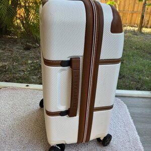 ROLL-ON Delsey Paris Chatelet Air 2.0